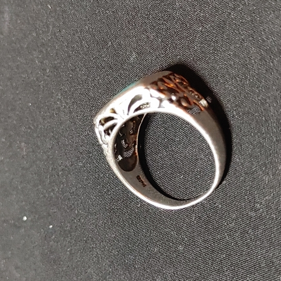 Turquise and Sterling Silver Ring - Picture 4 of 6